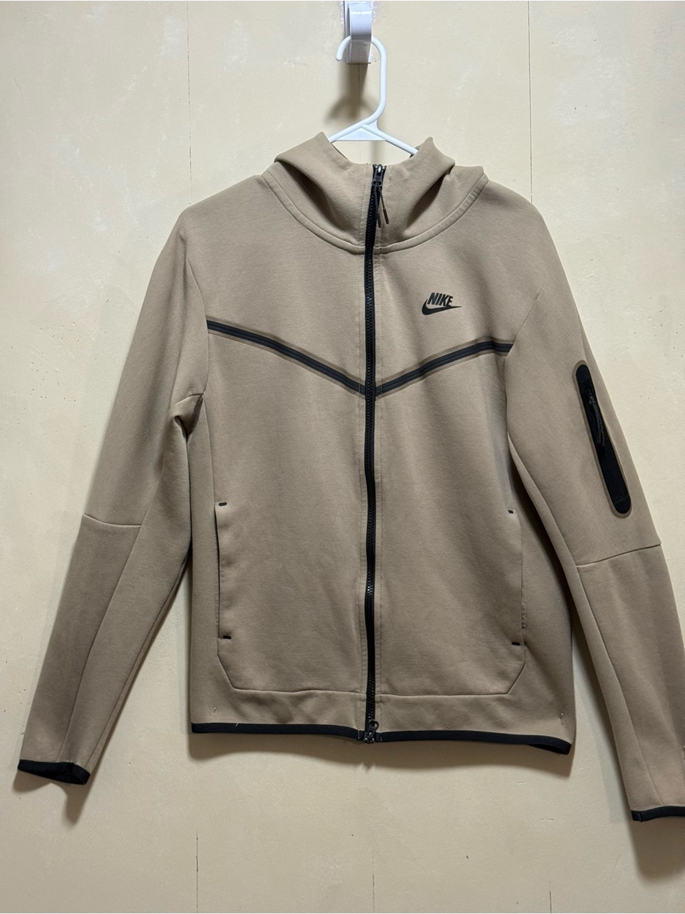 Nike Tech Full-Zip Performance Hoodie Jacket Men’s Sz S / Tan and Black